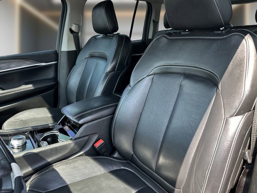 2022 Jeep Grand Cherokee Limited 4x2
