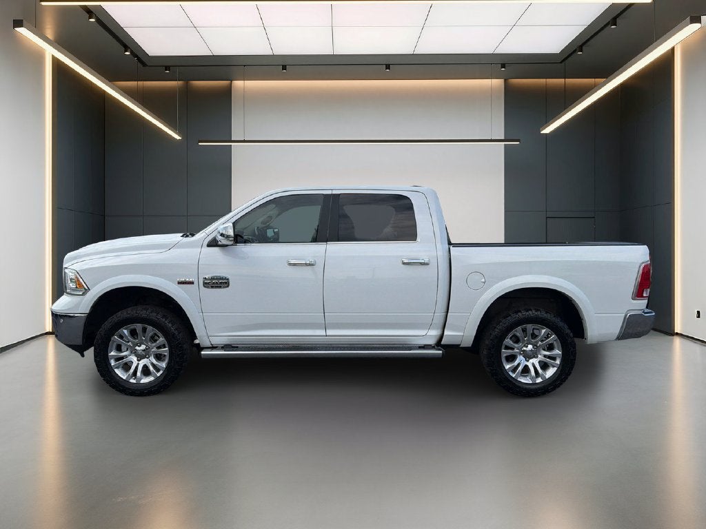 2017 RAM 1500 Longhorn Crew Cab 4x4 5'7" Box