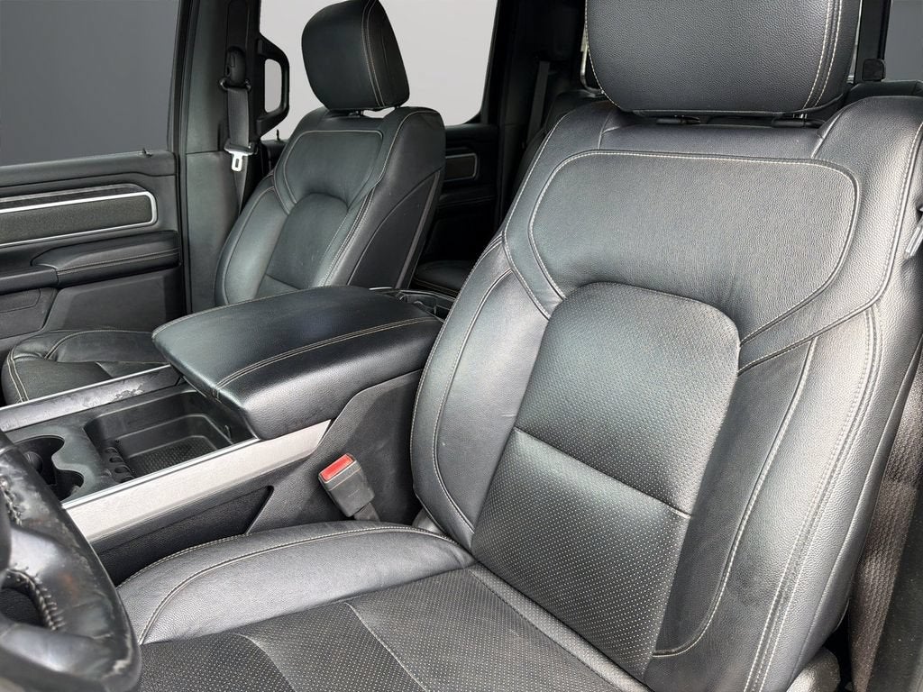 2020 RAM 1500 Big Horn Crew Cab 4x4 5'7" Box