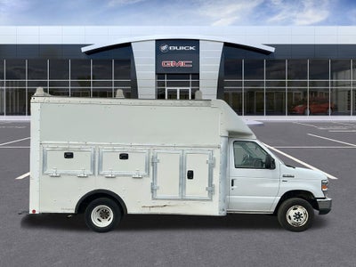 2018 Ford E-Series Cutaway E-350 SRW 138" WB