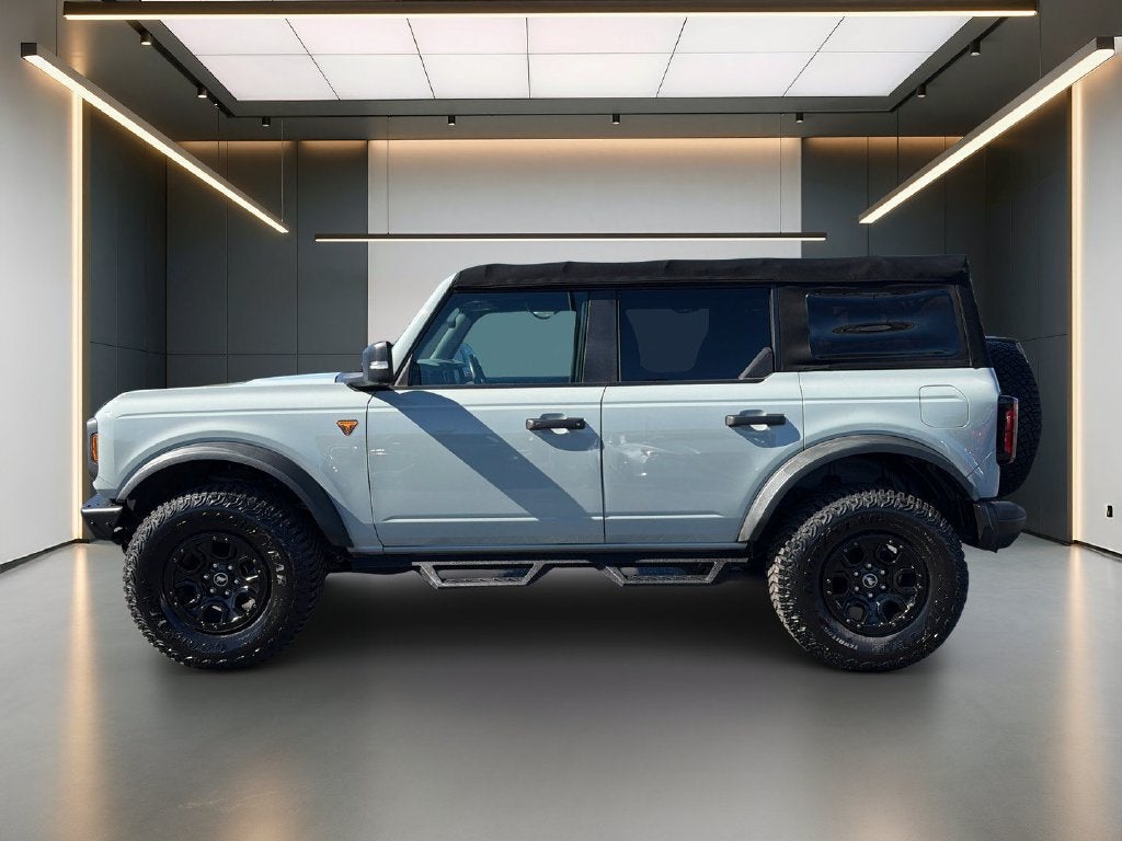 2021 Ford Bronco Base