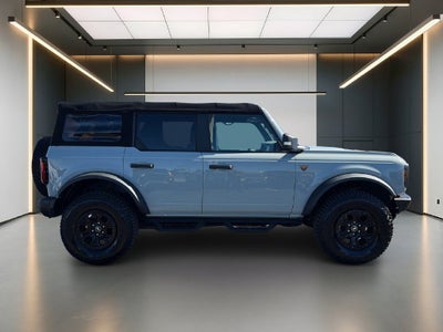 2021 Ford Bronco Base