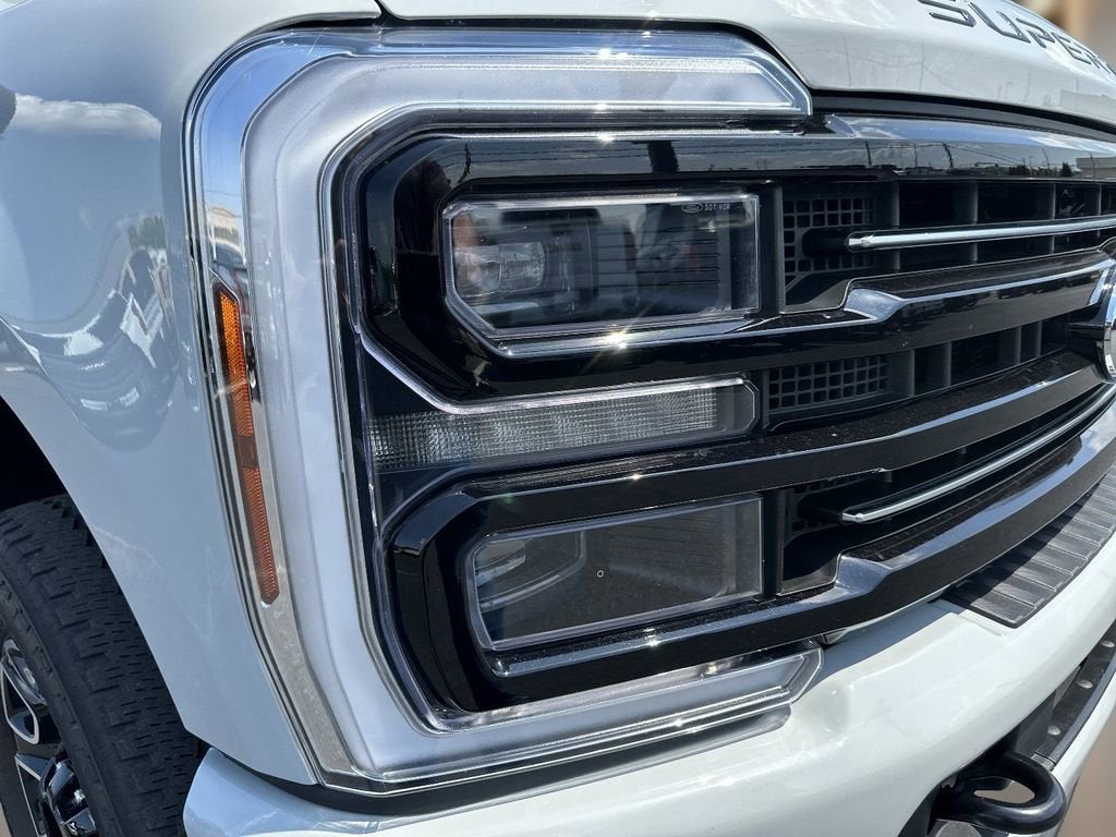 2025 Ford F-350 Platinum