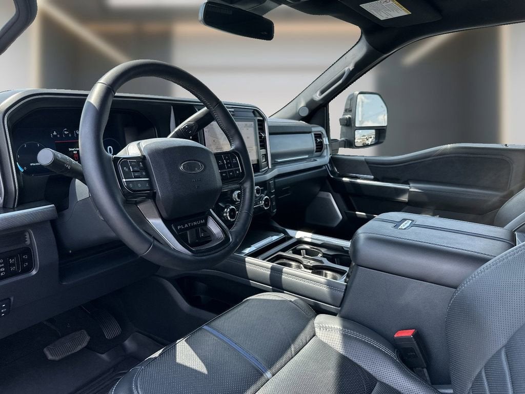 2025 Ford F-350 Platinum