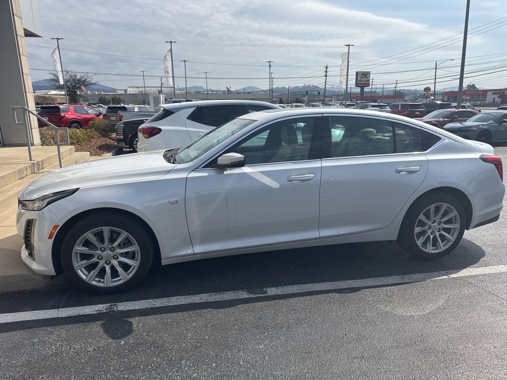 2024 Cadillac CT5 Luxury