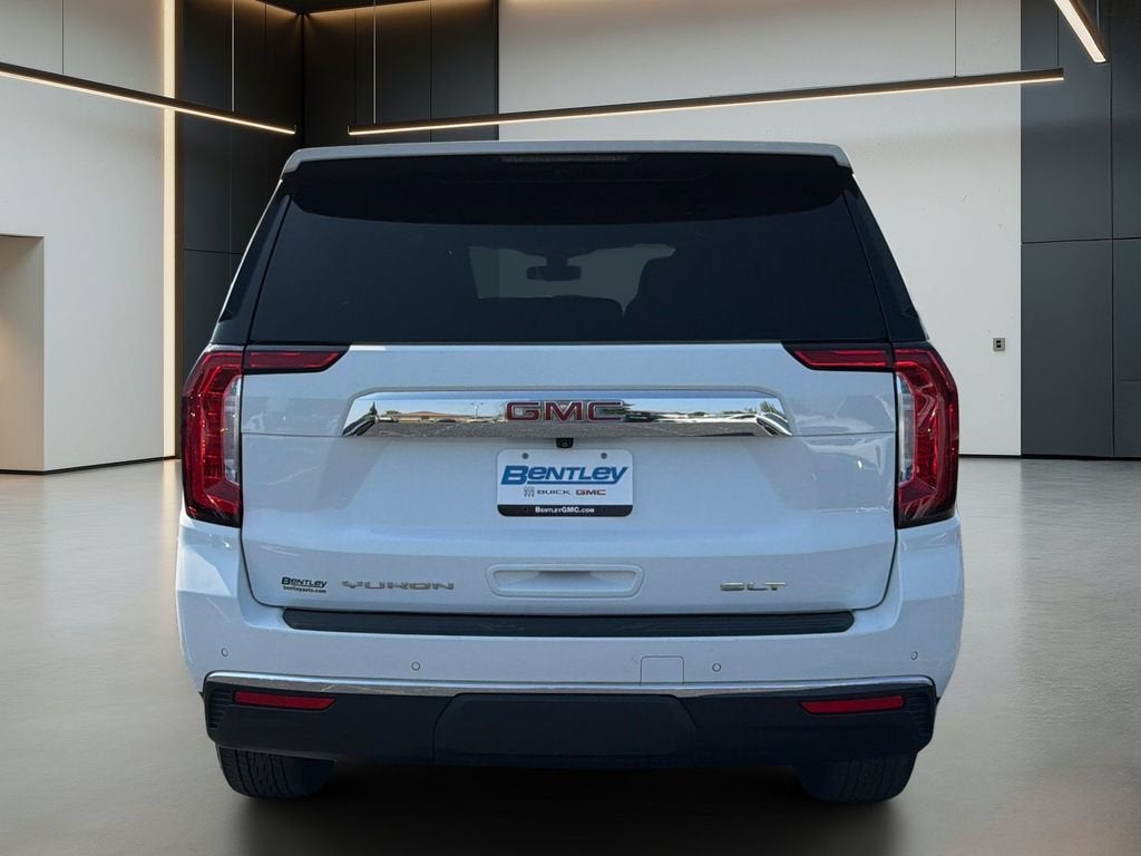 2022 GMC Yukon SLT