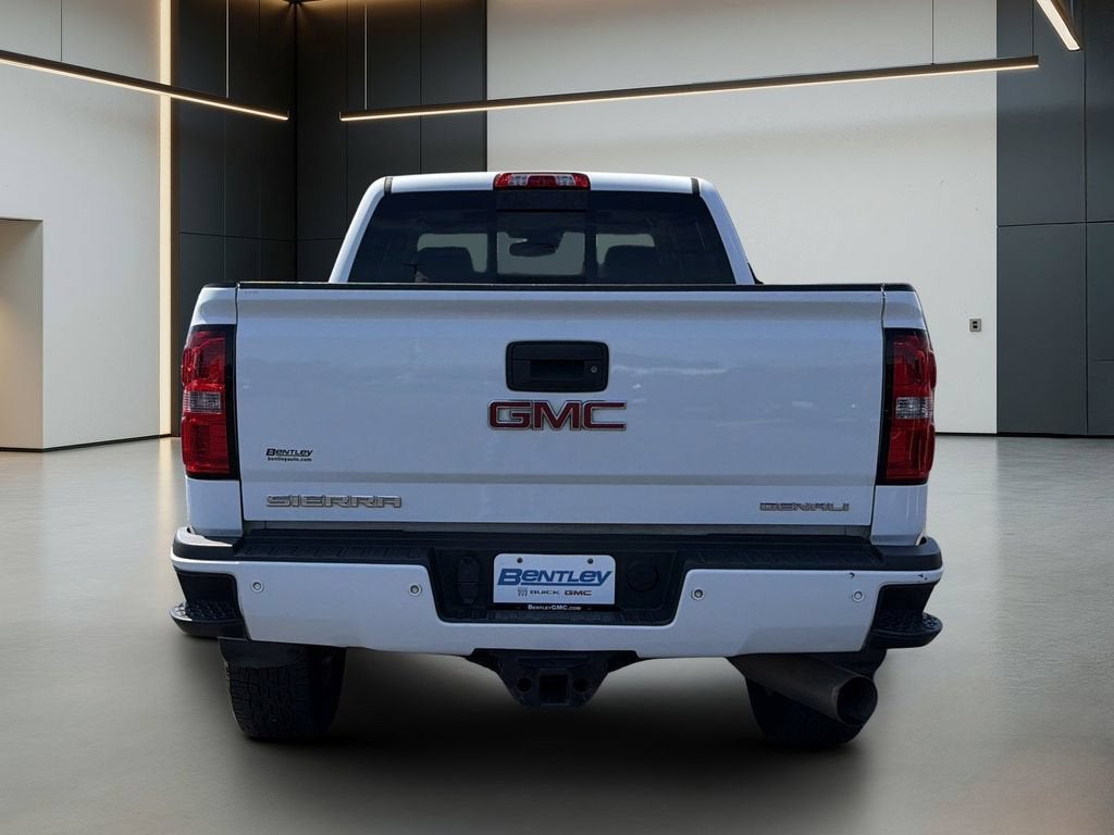 2017 GMC Sierra 2500 HD Denali