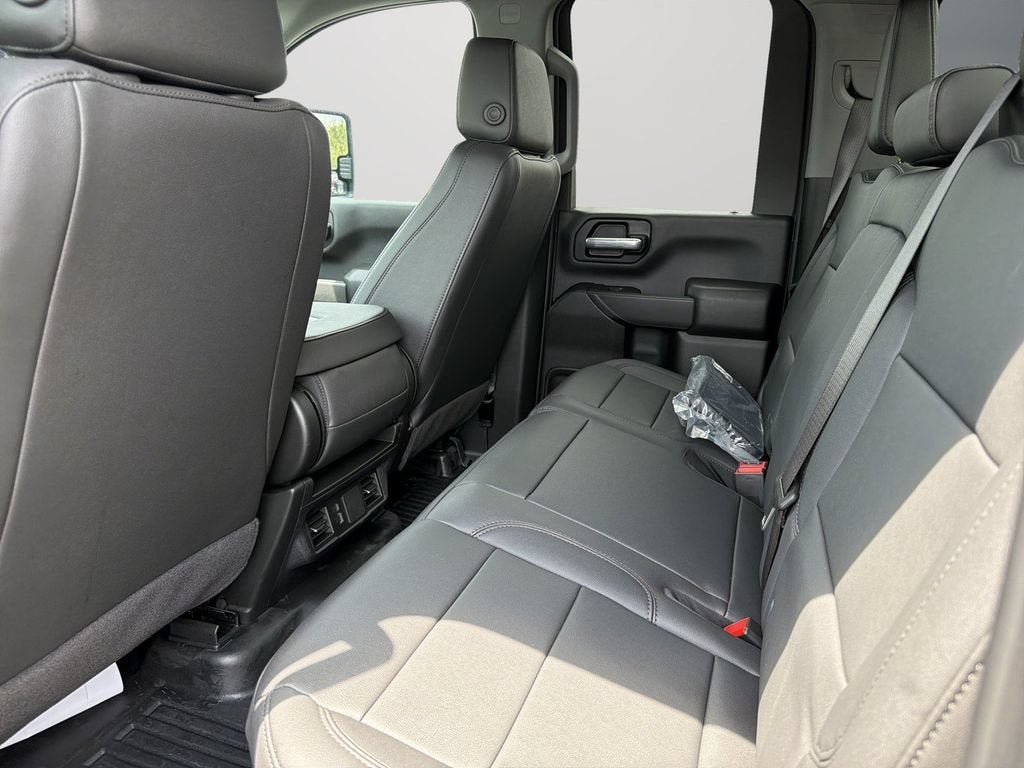 2025 GMC Sierra 2500 HD Pro