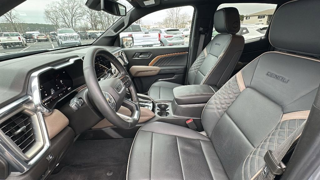 2024 GMC Canyon Denali