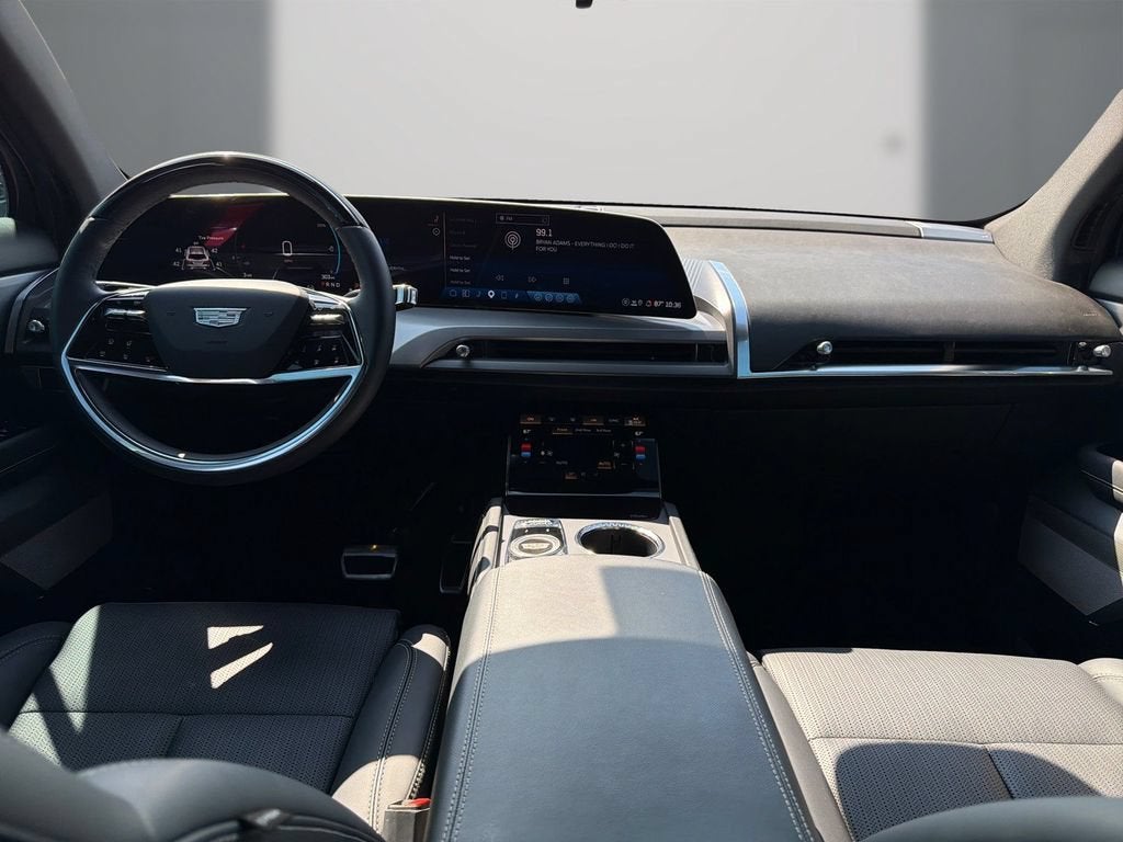2026 Cadillac VISTIQ Sport