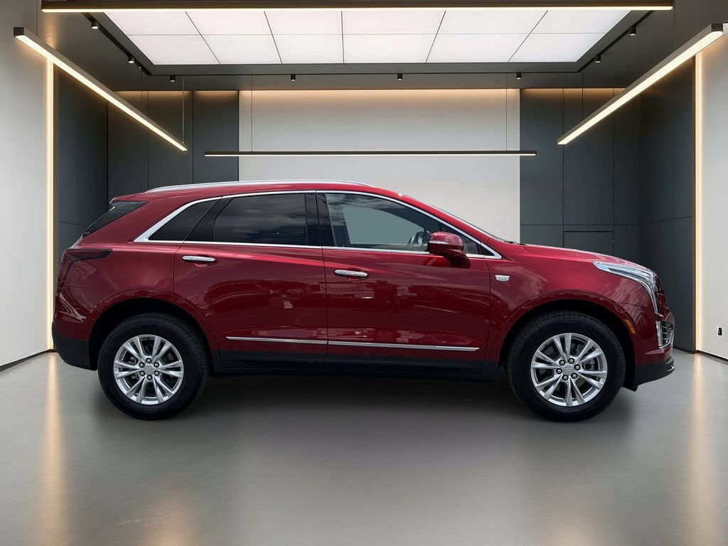 2026 Cadillac XT5 Luxury