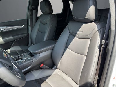 2024 Cadillac XT5 Luxury