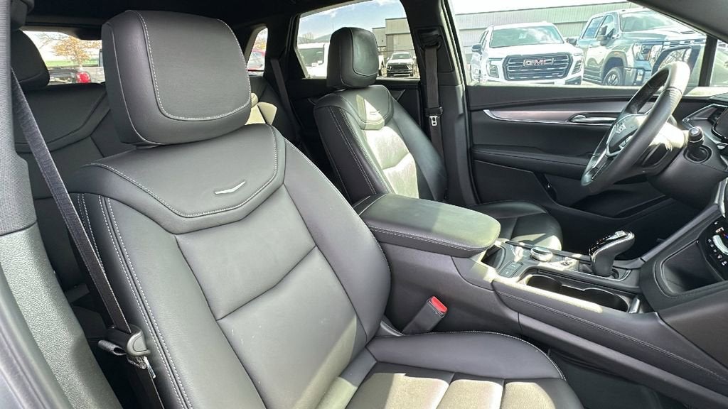 2023 Cadillac XT5 Luxury