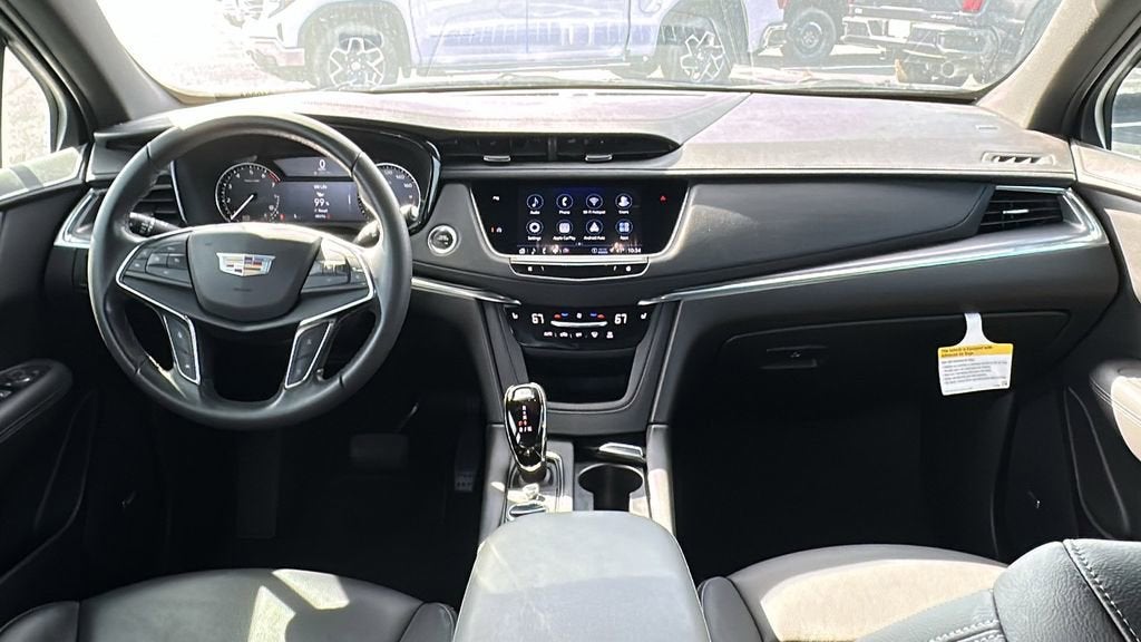 2023 Cadillac XT5 Luxury