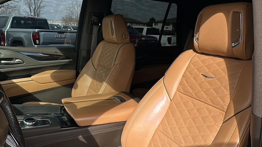 2022 Cadillac Escalade Sport