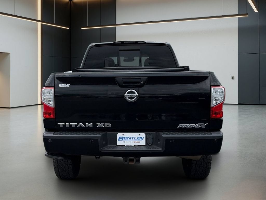 2017 Nissan TITAN XD PRO-4X Diesel