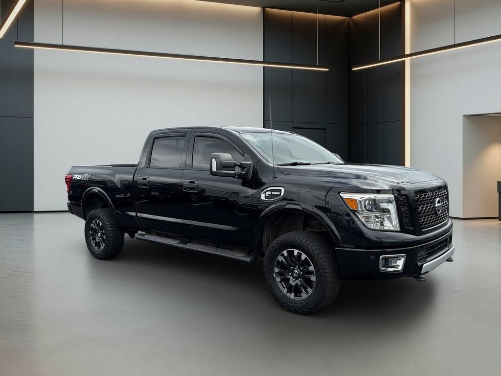 2017 Nissan TITAN XD PRO-4X Diesel
