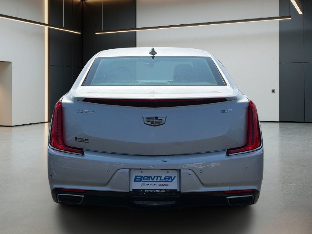 2018 Cadillac XTS Luxury