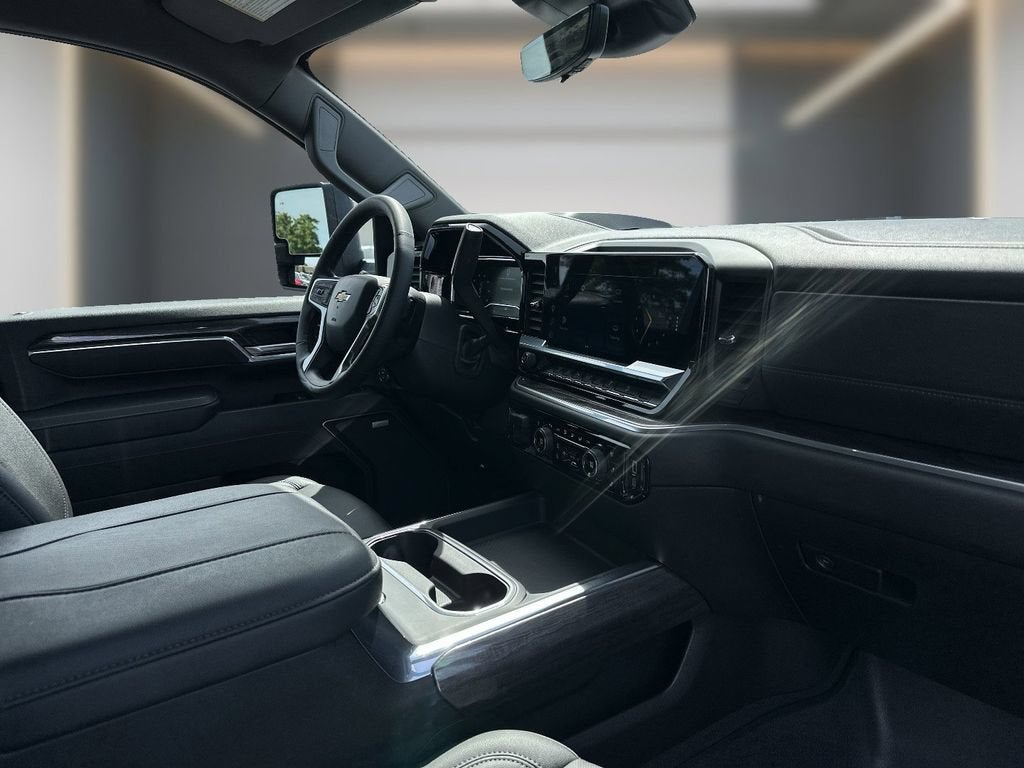 2025 Chevrolet Silverado 3500 HD LTZ