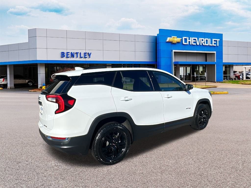2024 GMC Terrain AT4