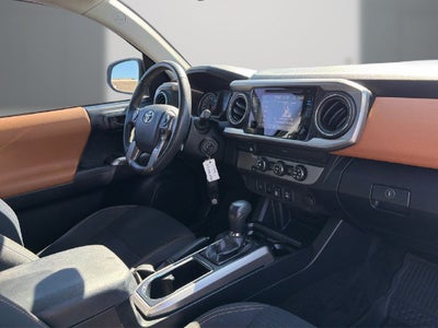 2019 Toyota Tacoma SR5 V6