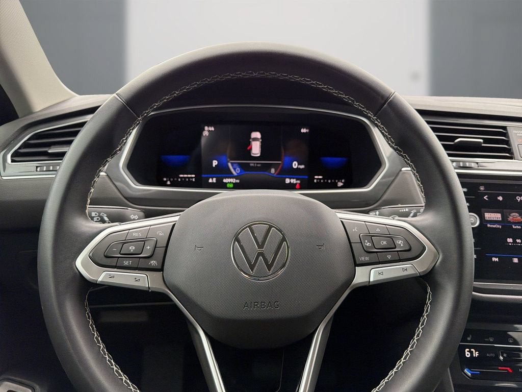2022 Volkswagen Tiguan SE