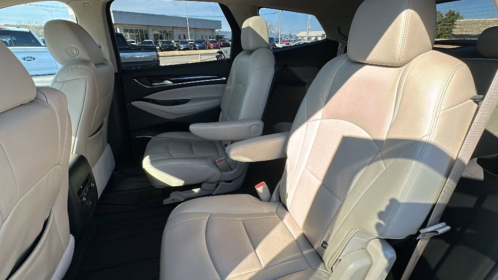 2020 Buick Enclave Essence