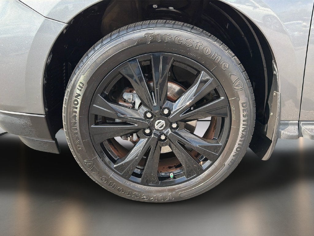 2018 Nissan Pathfinder SL
