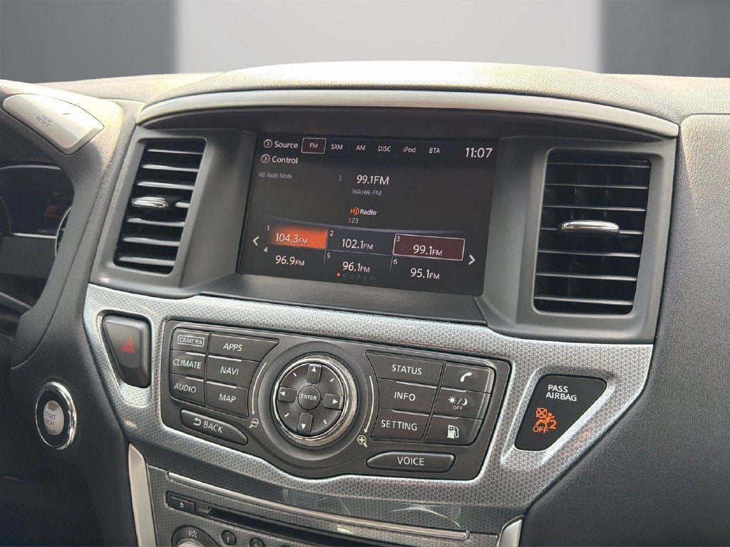 2018 Nissan Pathfinder SL