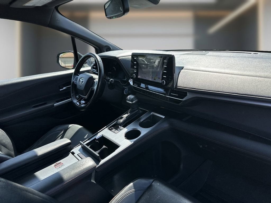 2022 Toyota Sienna XSE