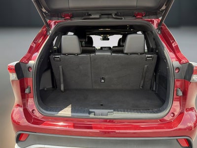 2022 Toyota Highlander XSE
