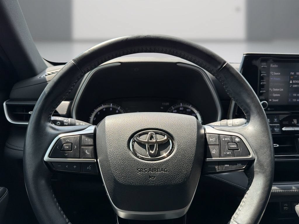 2022 Toyota Highlander XSE