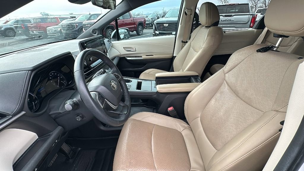 2024 Toyota Sienna Limited