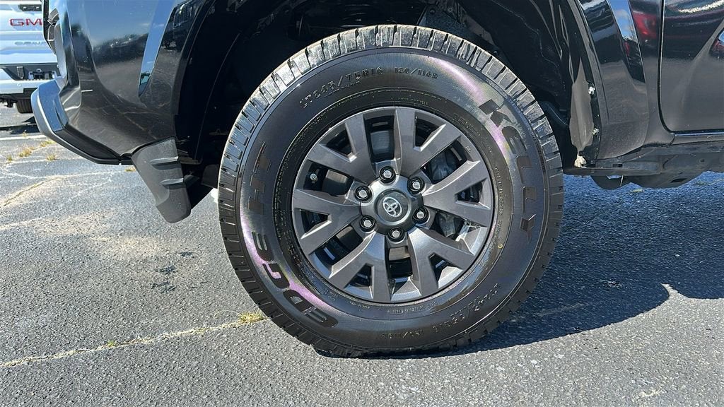 2021 Toyota Tacoma 4WD SR5