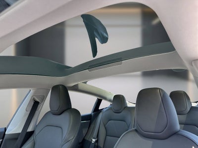 2024 Tesla Model 3 RWD *Ltd Avail*