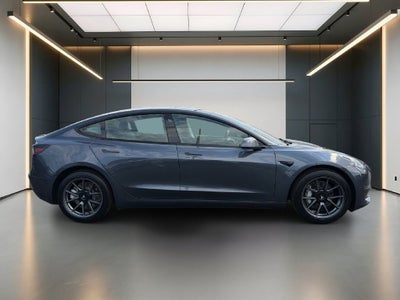 2023 Tesla Model 3 RWD