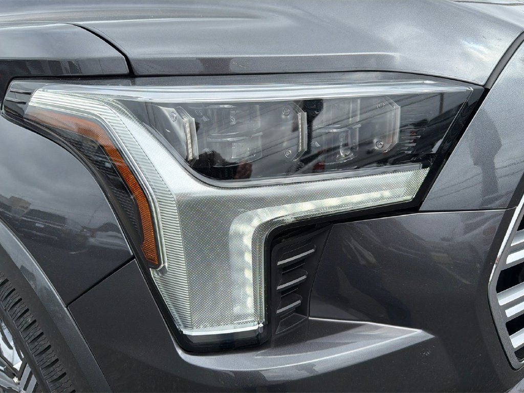 2024 Toyota Sequoia SR5