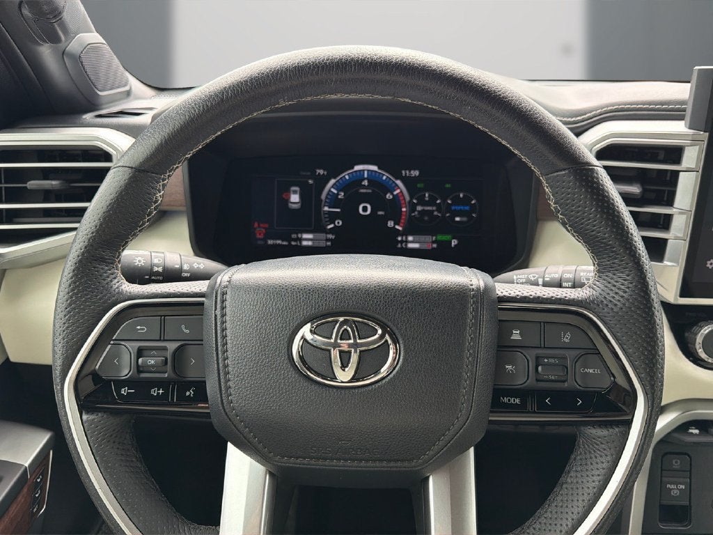 2024 Toyota Sequoia SR5