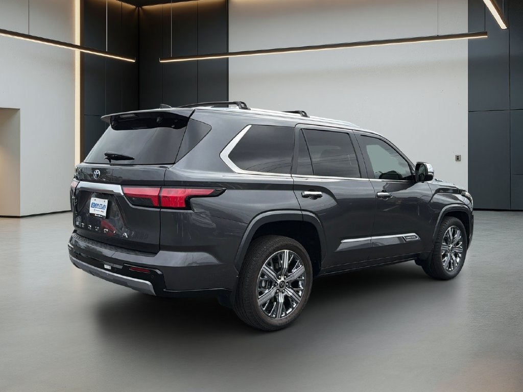 2024 Toyota Sequoia SR5