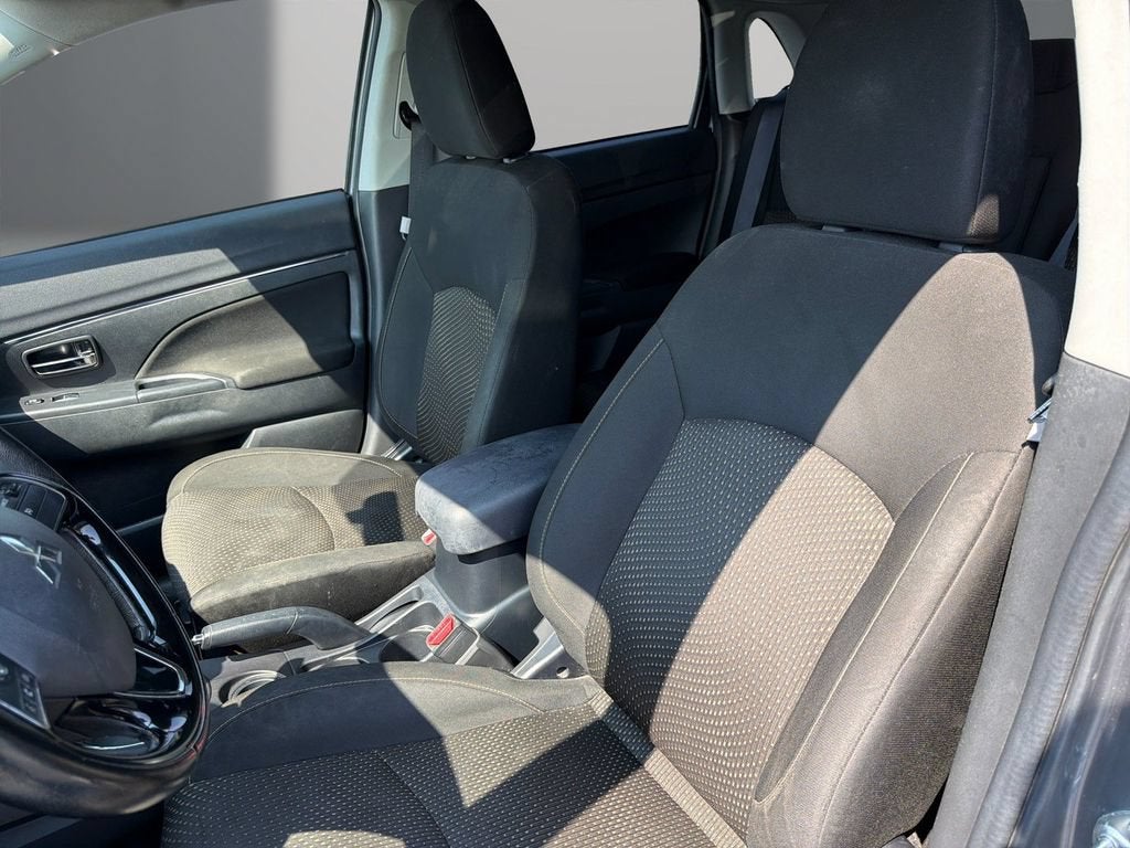 2016 Mitsubishi Outlander Sport 2.4 ES