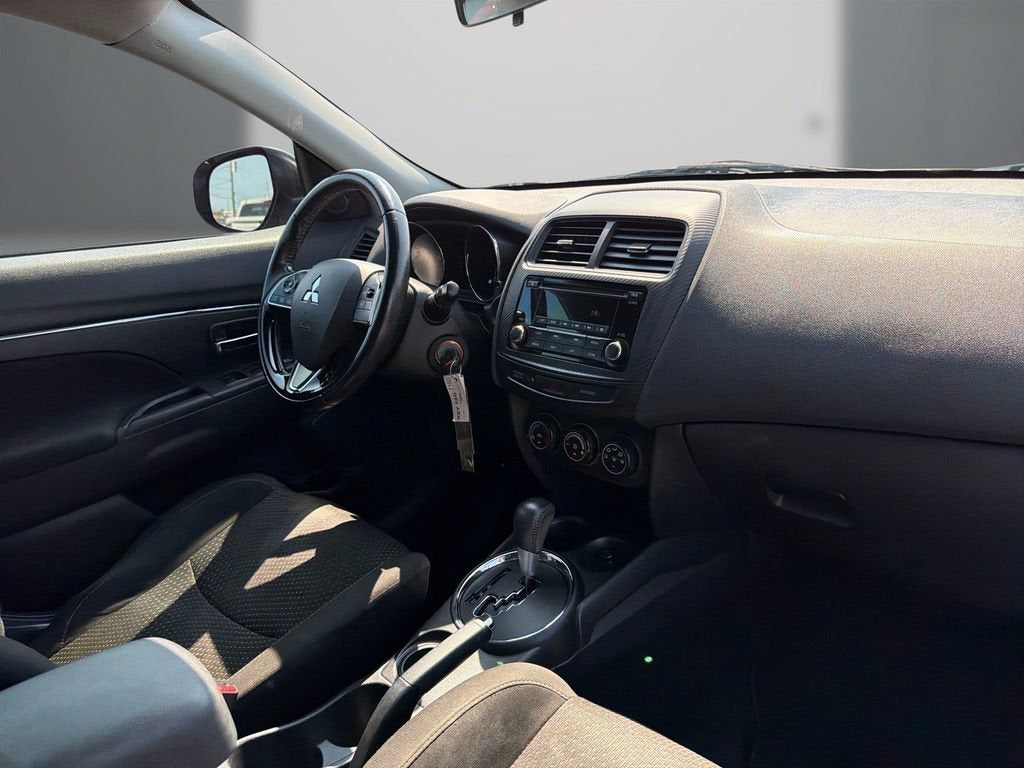 2016 Mitsubishi Outlander Sport 2.4 ES