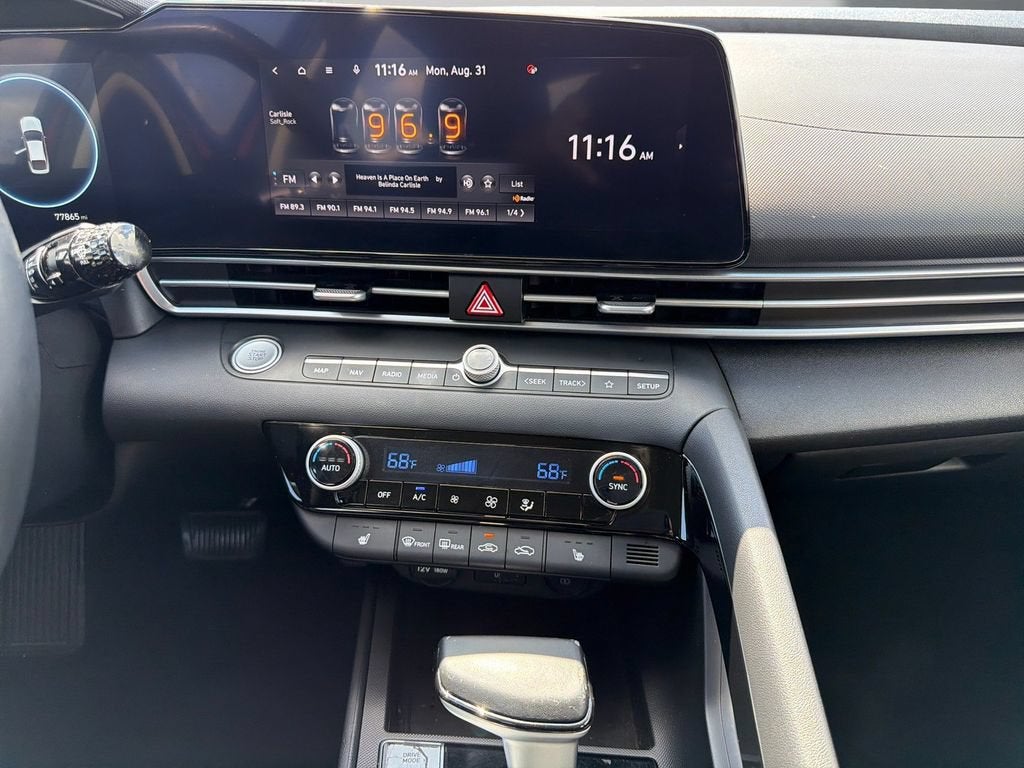 2023 Hyundai ELANTRA SEL