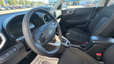 2024 Hyundai VENUE SEL