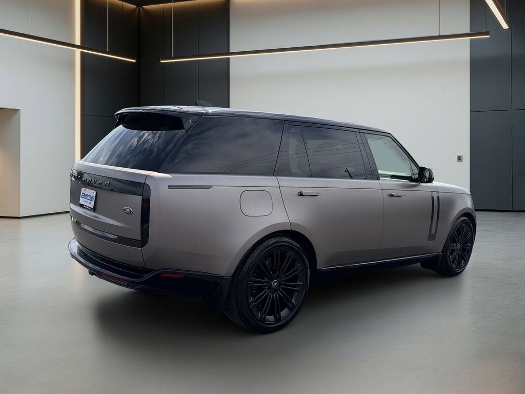 2023 Land Rover Range Rover SE