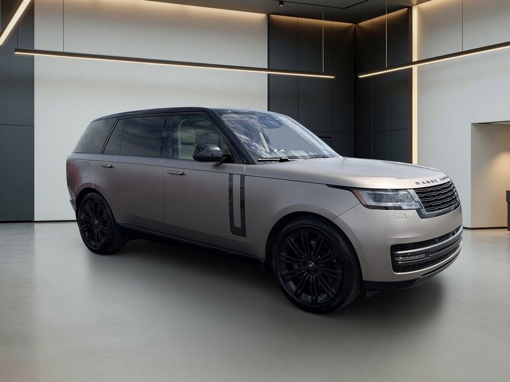 2023 Land Rover Range Rover SE