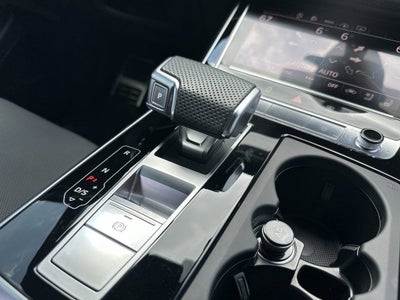 2024 Audi SQ8 Premium Plus 4.0 TFSI quattro