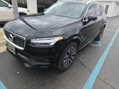2020 Volvo XC90 Momentum