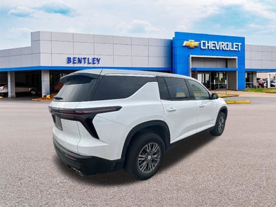 2024 Chevrolet Traverse LS