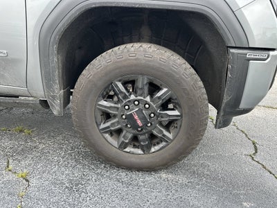 2025 GMC Sierra 2500 HD AT4