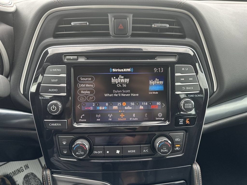 2023 Nissan Maxima SR
